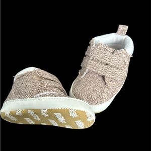 NUBY size 2 soft sole INF shoes